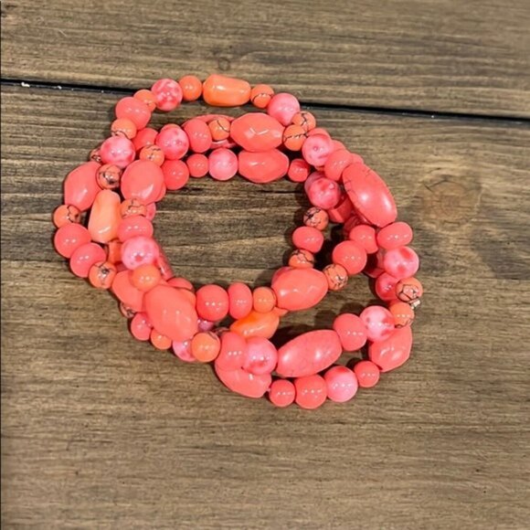 Coral beaded stretchy bracelets - Picture 2 of 3
